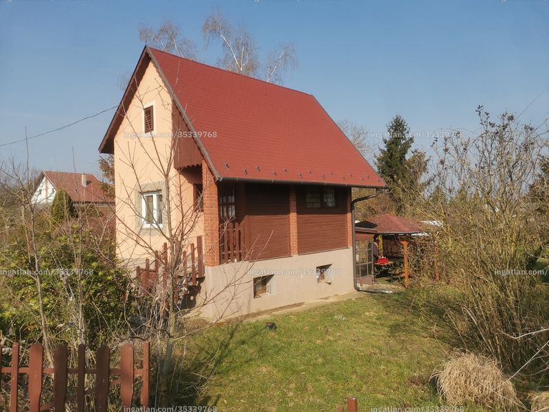 Listing photo