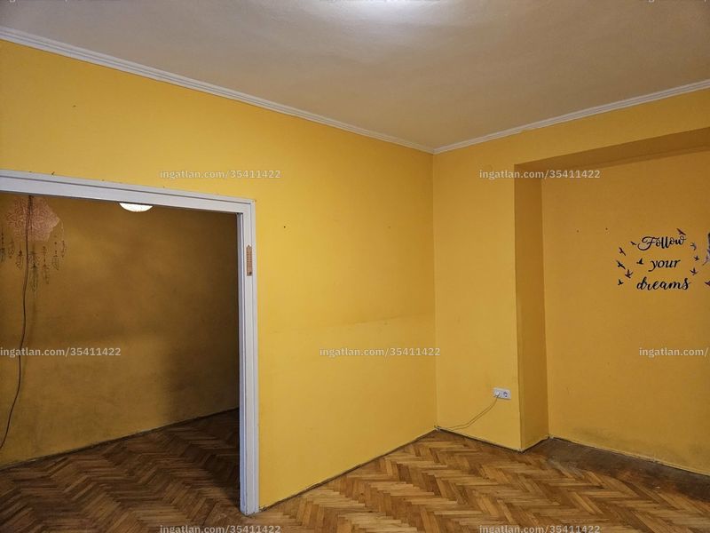 Hirdetés fotója