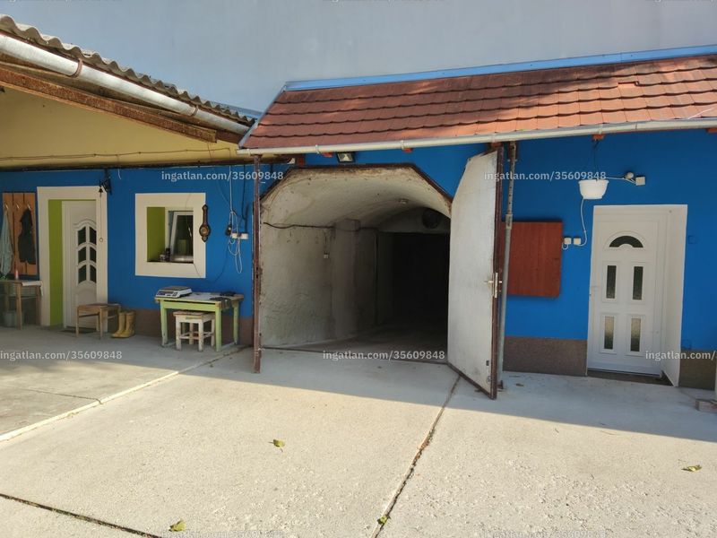 Hirdetés fotója