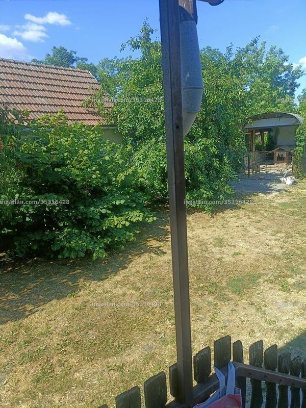 Hirdetés fotója