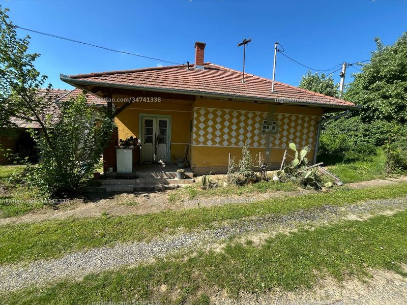 Listing photo