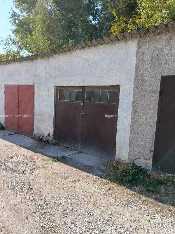 Hirdetés fotója