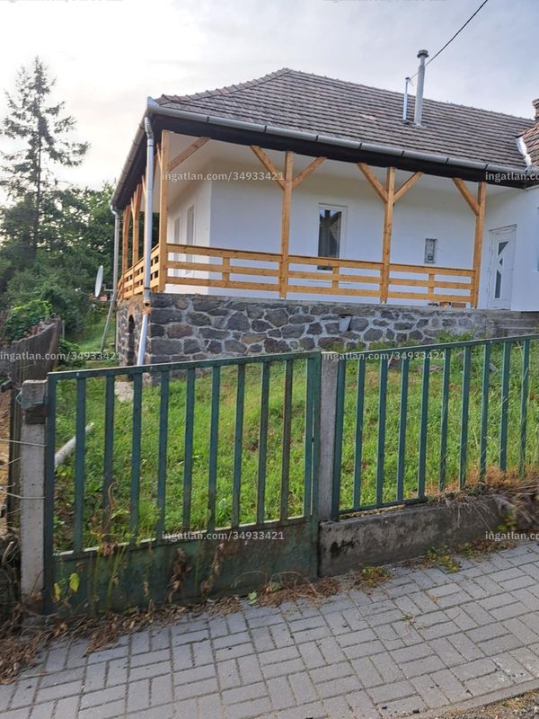 Listing photo