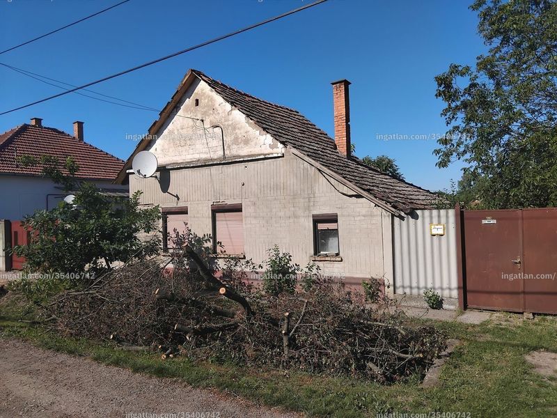 Listing photo