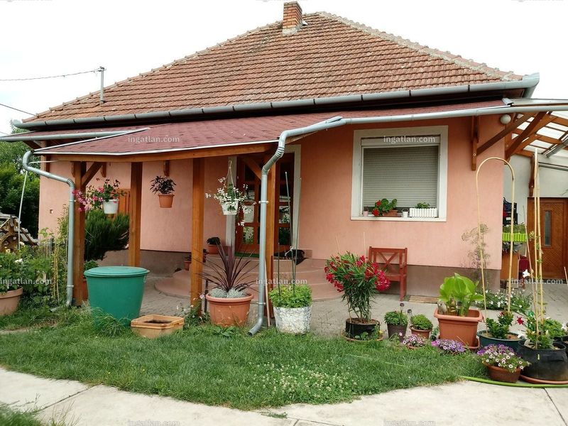 entrance from the outside