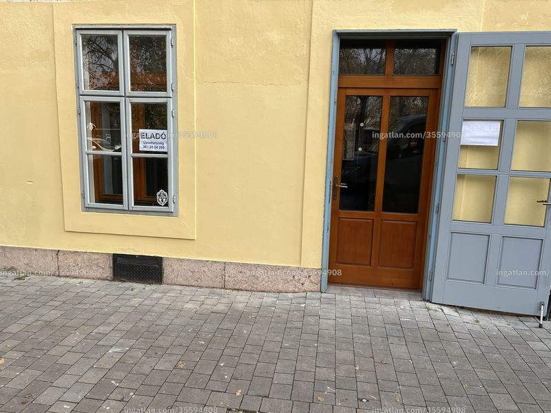 Listing photo