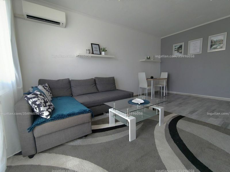 Listing photo