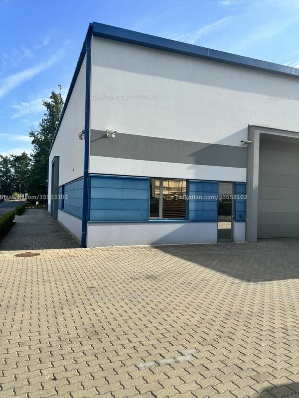 Listing photo