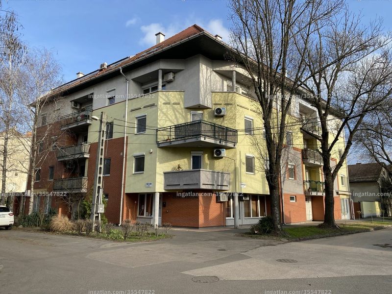 Listing photo