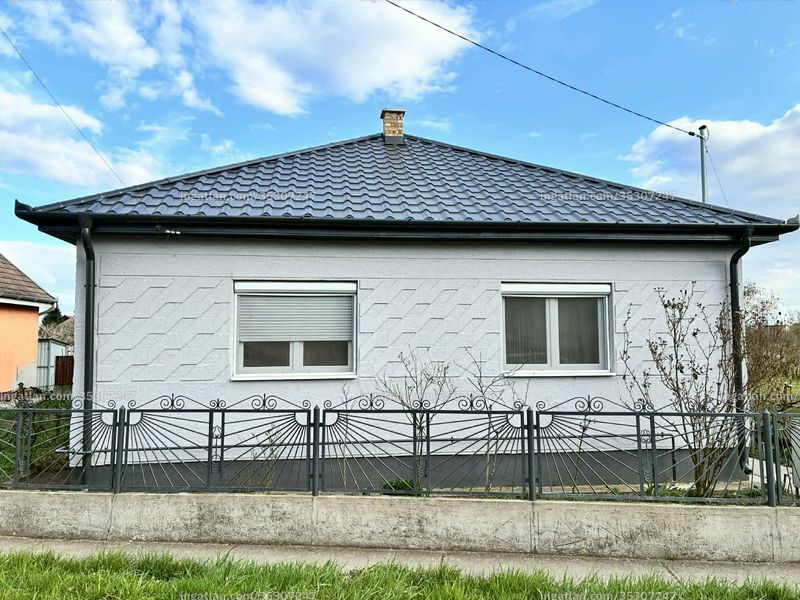 Hirdetés fotója
