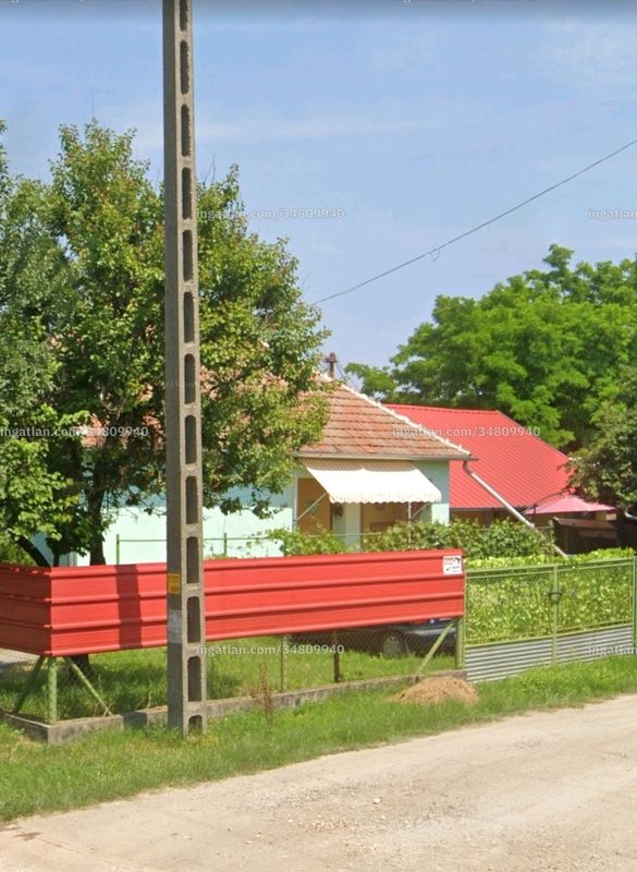 Listing photo