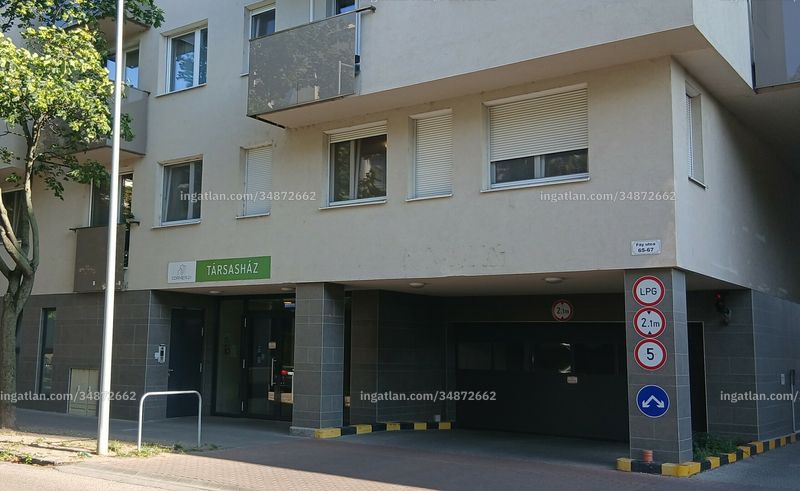 Listing photo