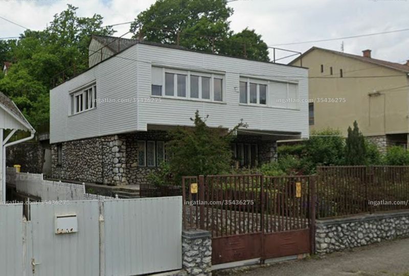 Hirdetés fotója