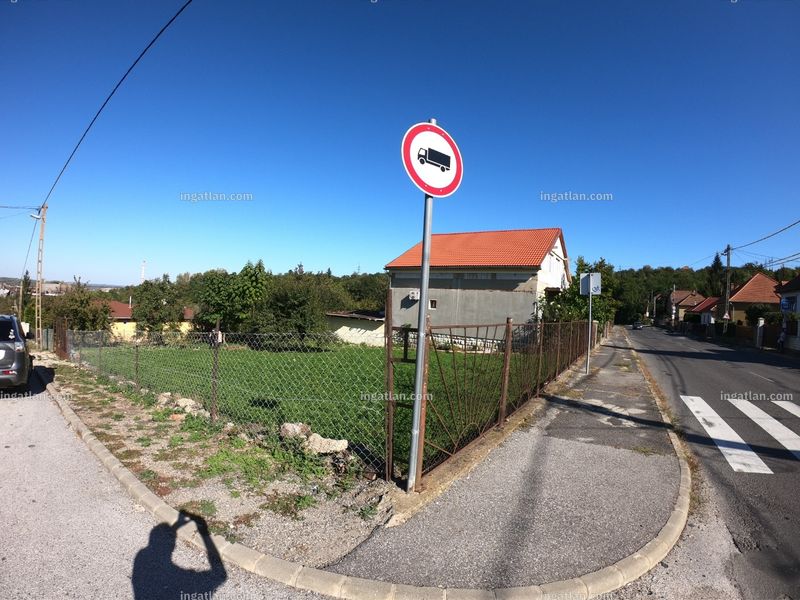 Hirdetés fotója