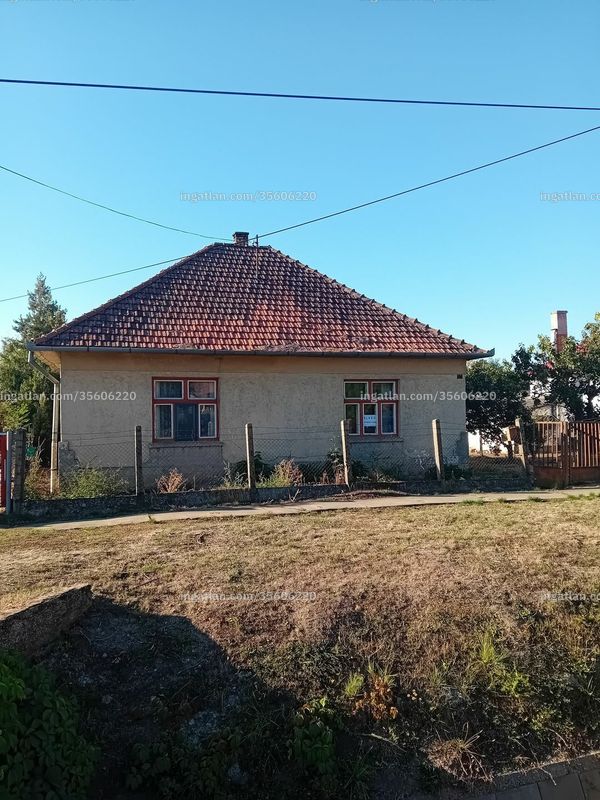 Hirdetés fotója