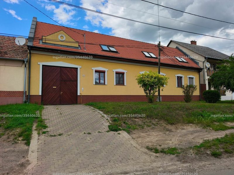 az épület kívülről