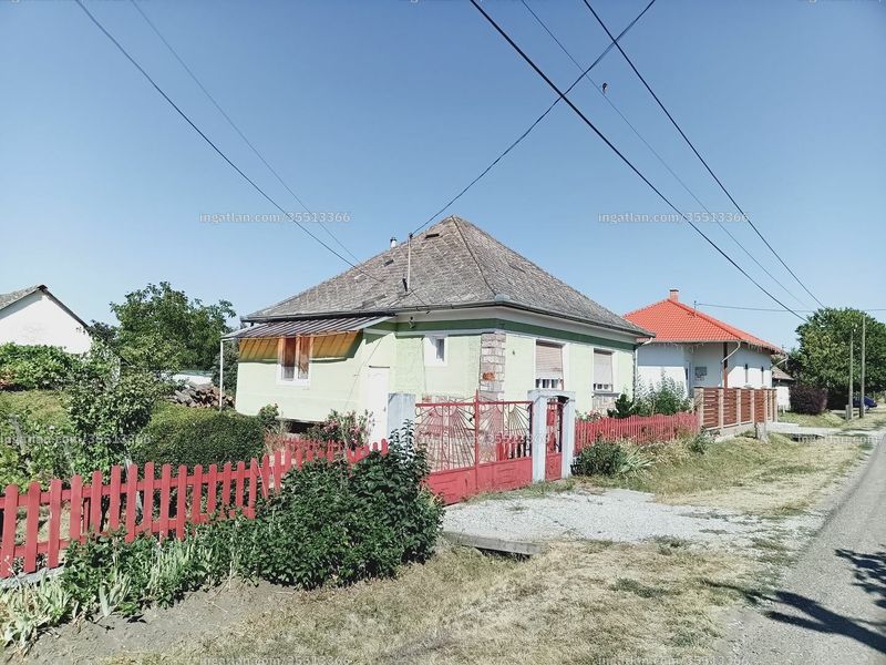 az épület kívülről