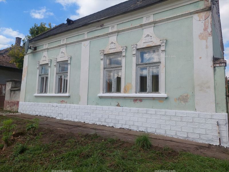 Listing photo