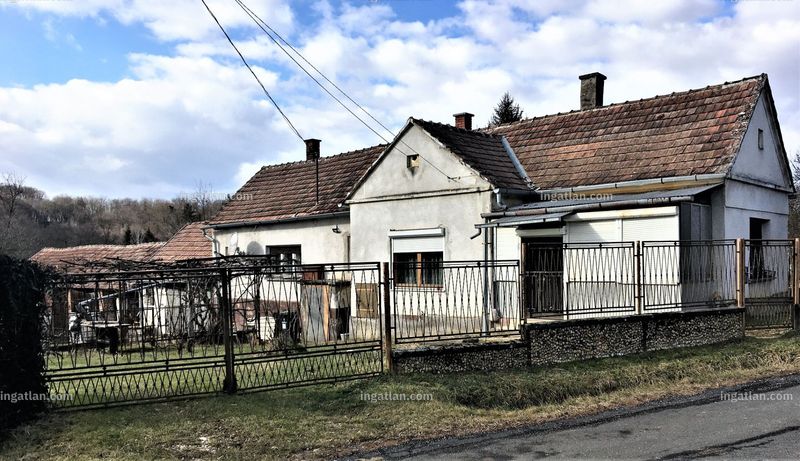 Hirdetés fotója