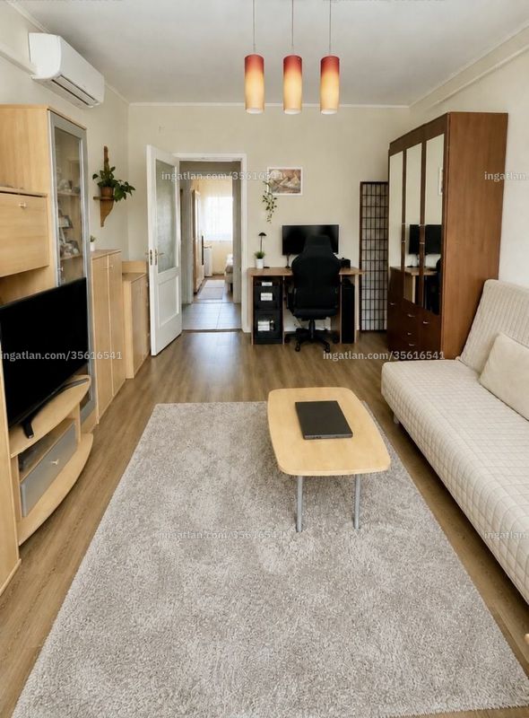 Listing photo