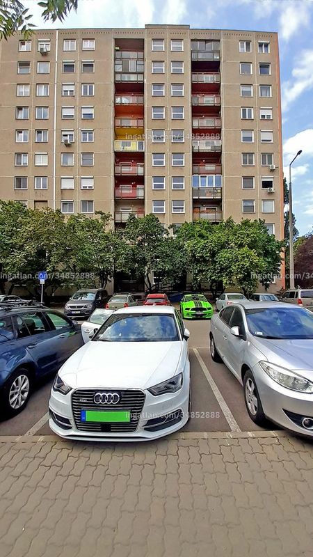 parkoló