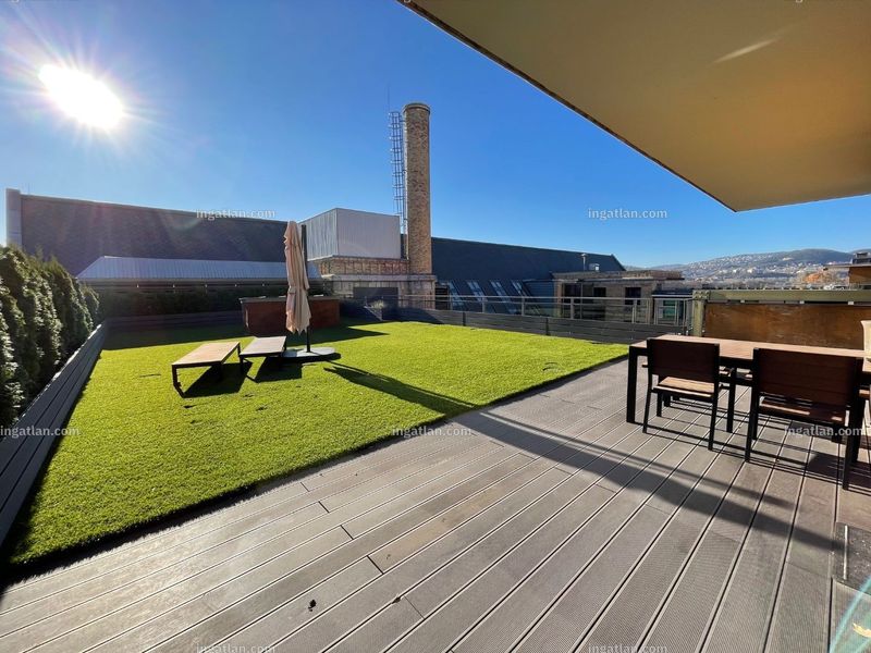 roof terrace