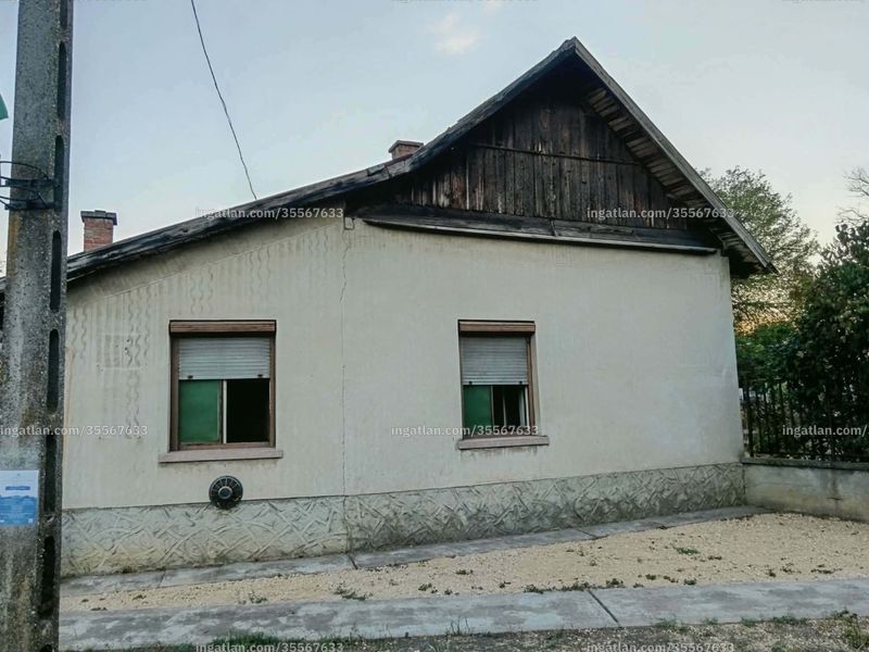 Listing photo