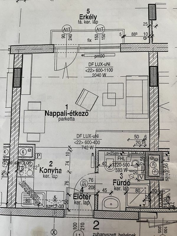 Listing photo