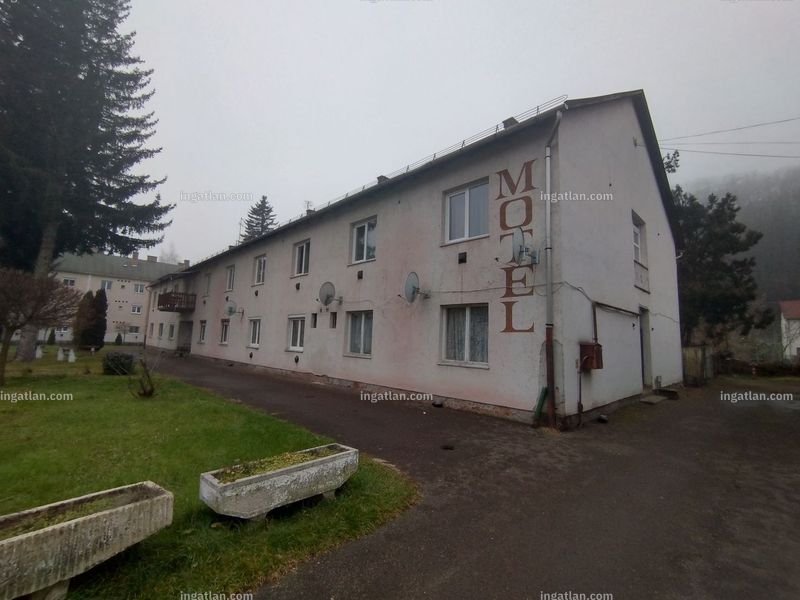 Listing photo