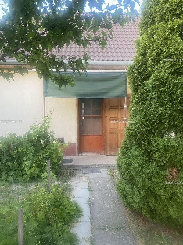 entrance from the outside