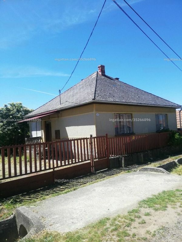 Listing photo