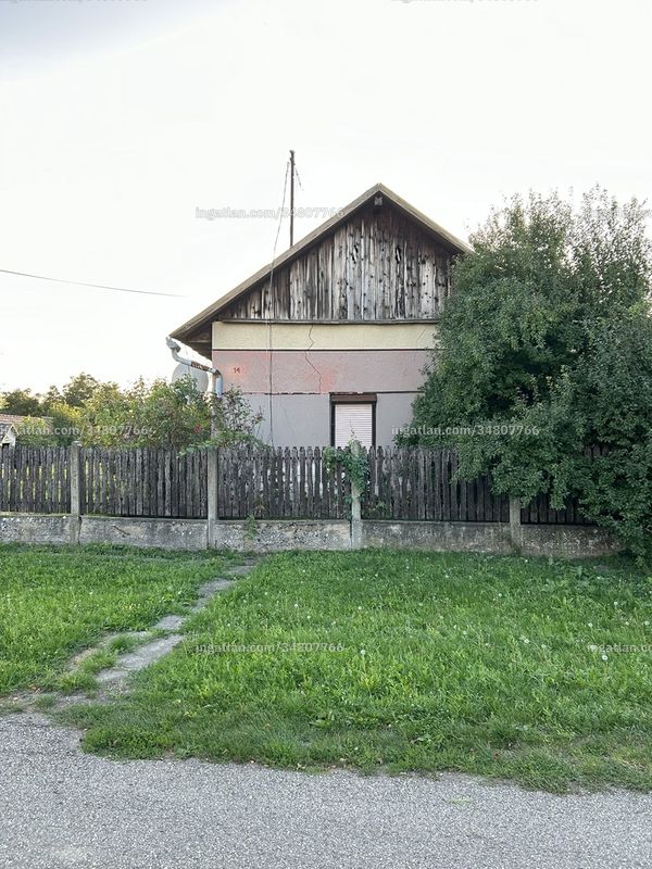 Listing photo