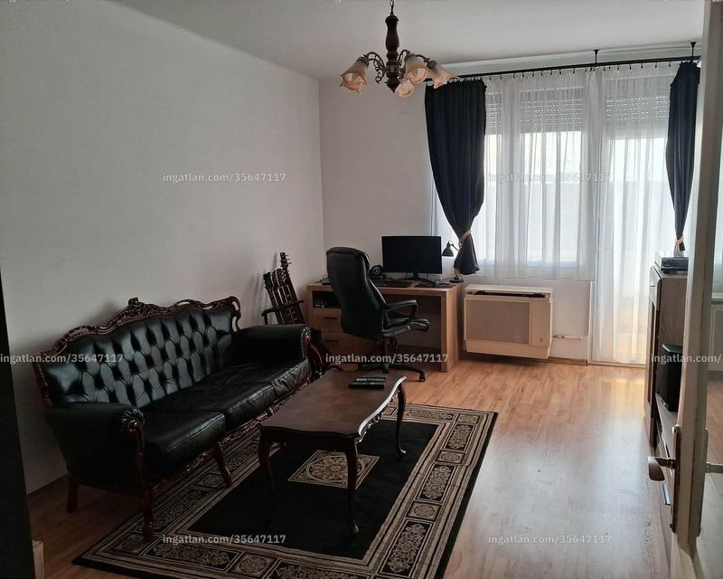 Listing photo