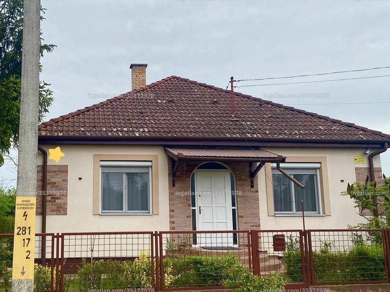 Listing photo