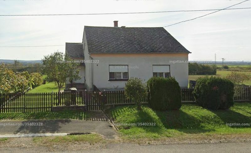 Hirdetés fotója
