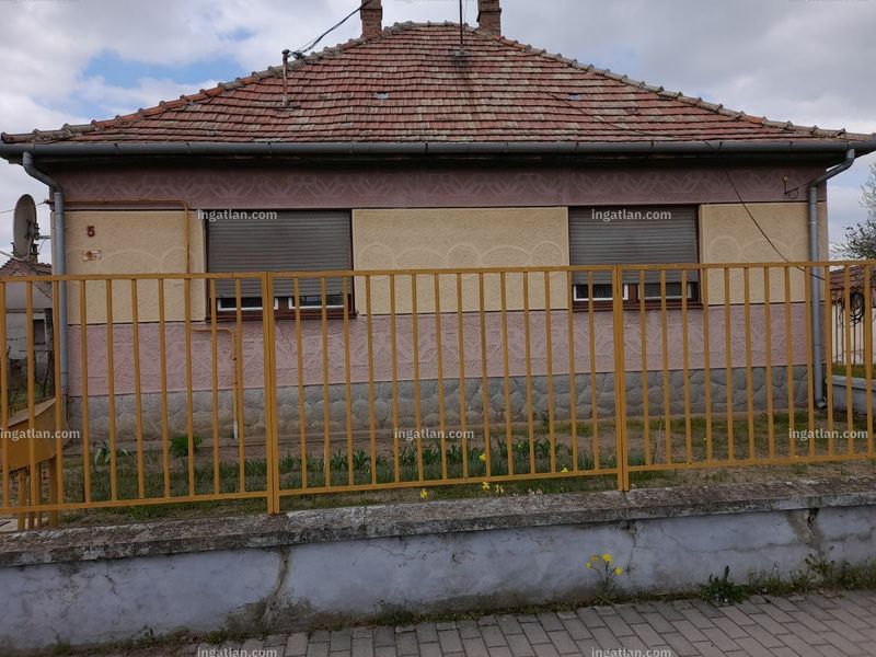 Hirdetés fotója