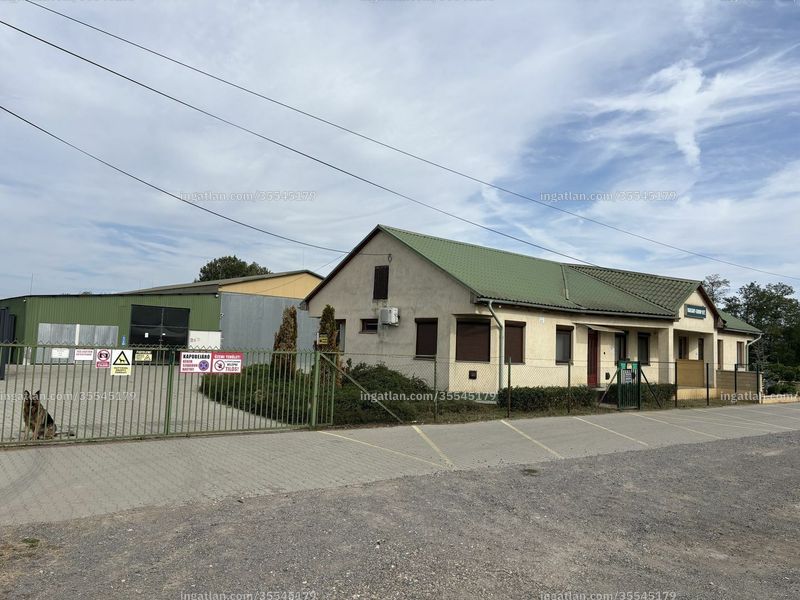 Listing photo
