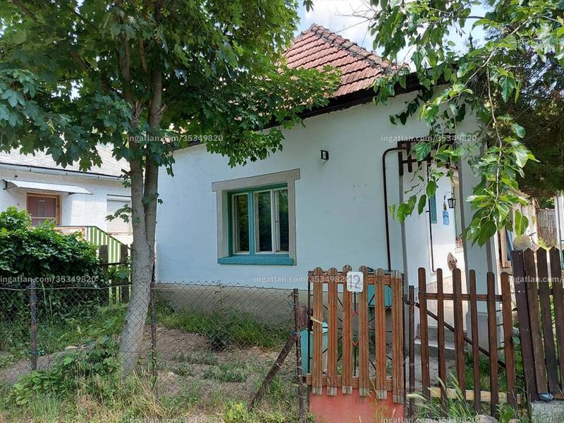 Listing photo