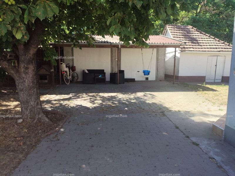 garage