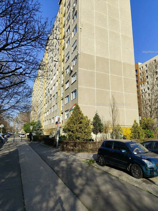 Listing photo