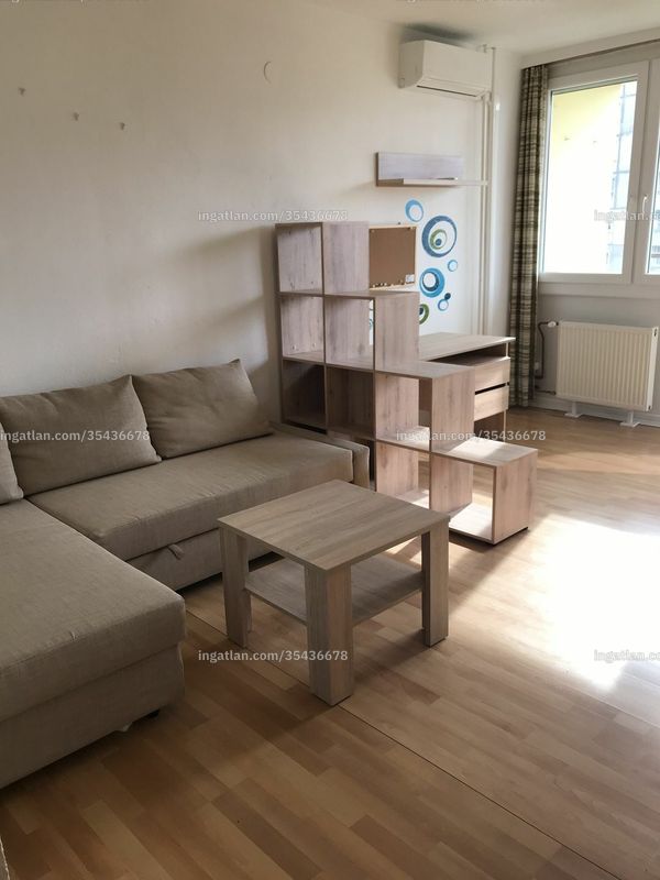 Listing photo