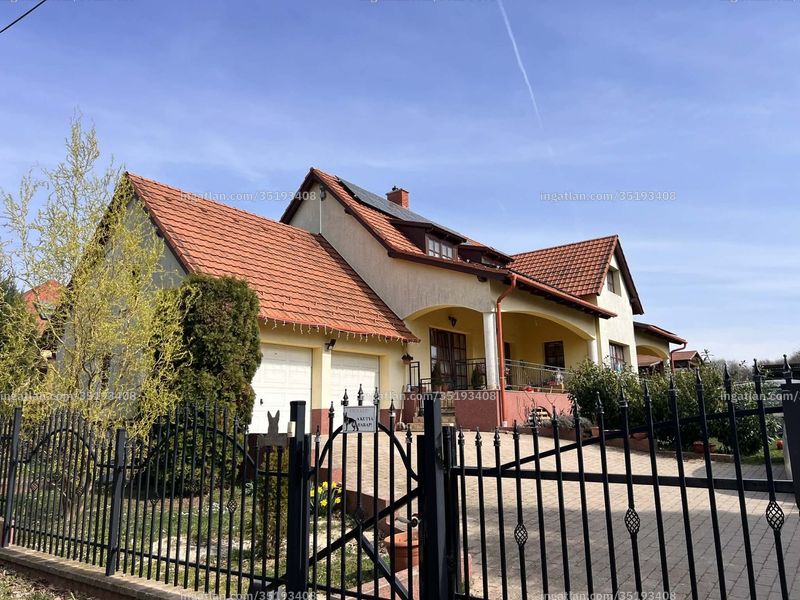 az épület kívülről