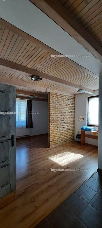 Hirdetés fotója