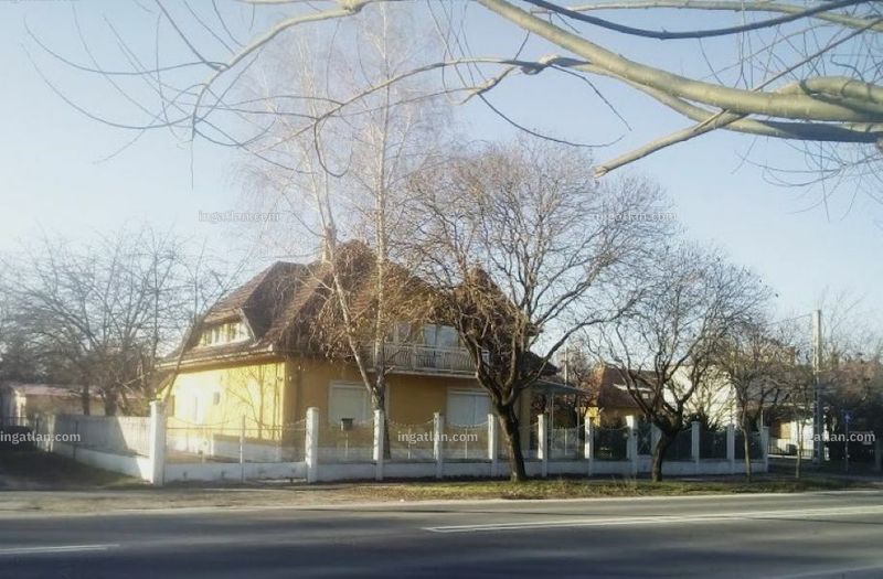 Hirdetés fotója