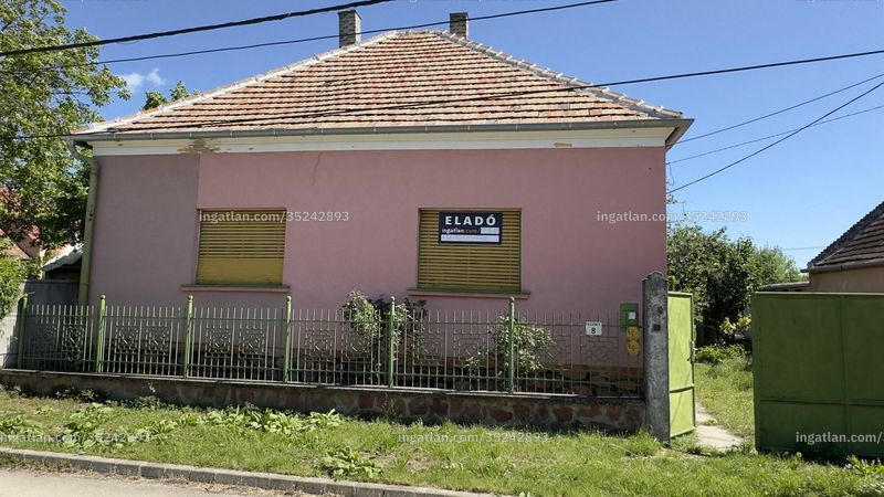 Hirdetés fotója