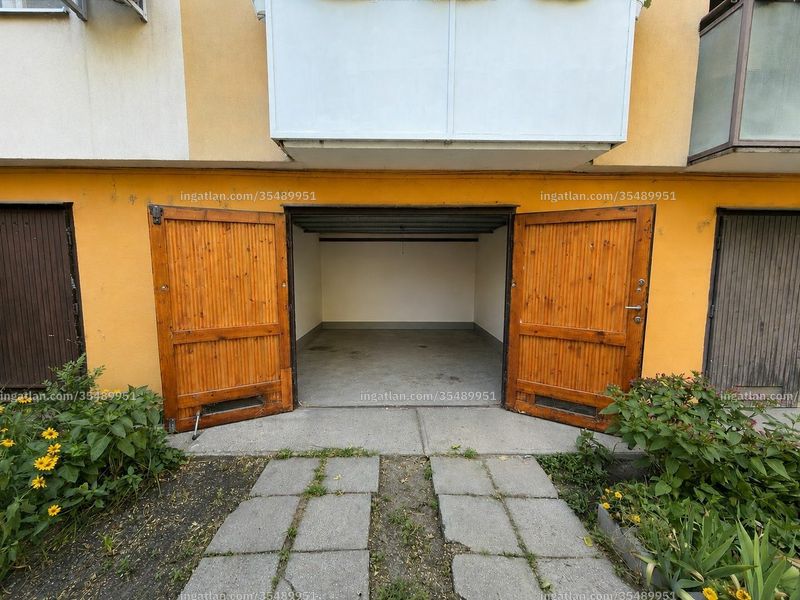 Hirdetés fotója