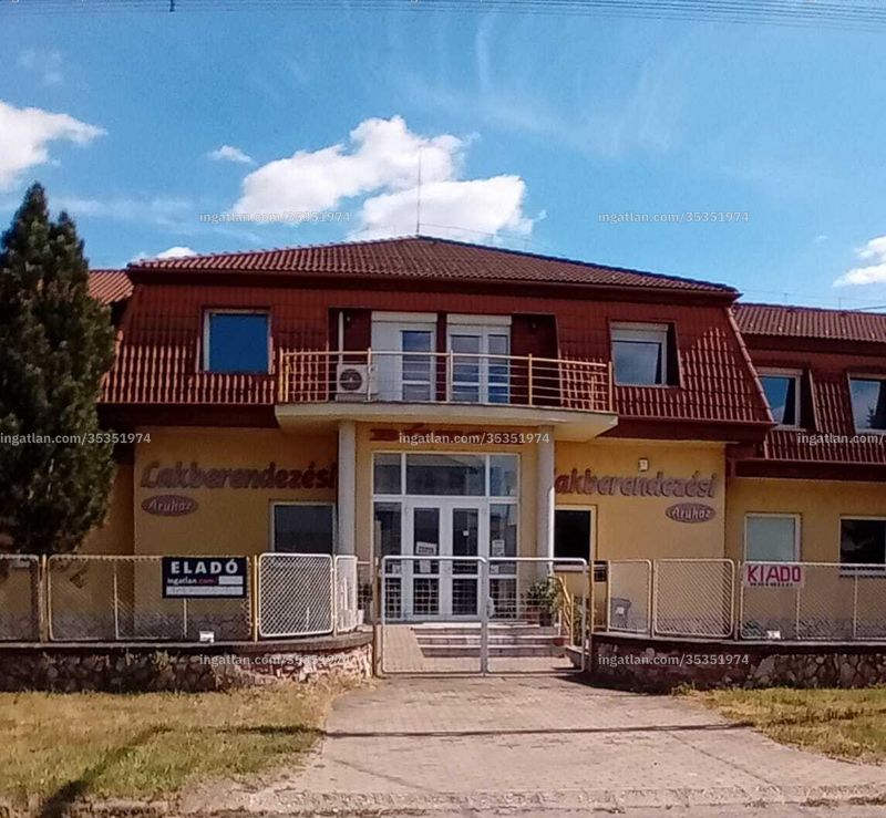 Hirdetés fotója
