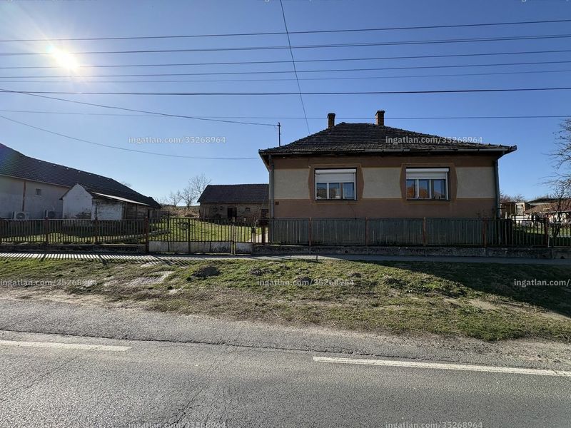 az épület kívülről