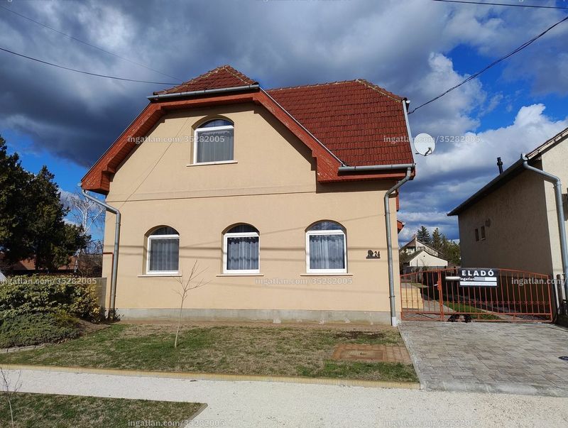 Listing photo