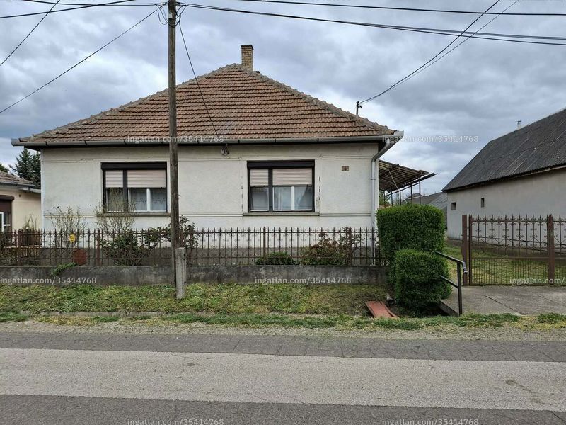 Listing photo